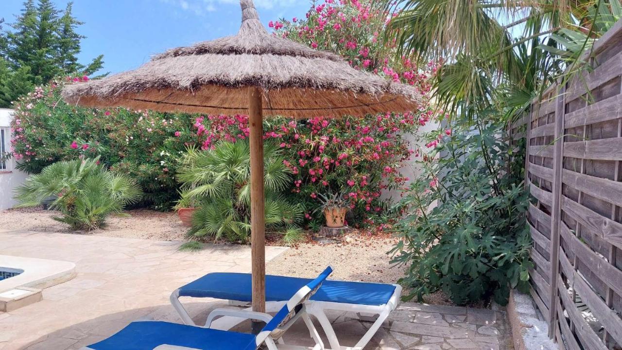 Villa Voor 8 Personen Met Zwembad Calafat Exterior foto