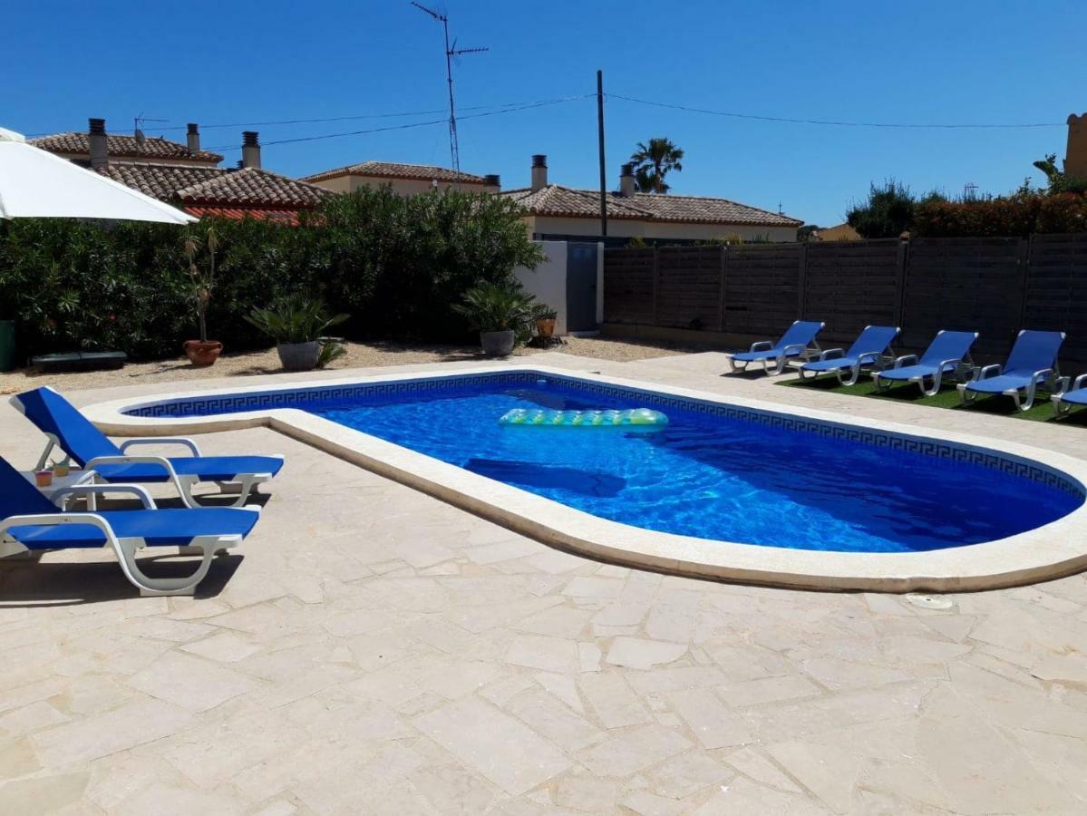 Villa Voor 8 Personen Met Zwembad Calafat Exterior foto